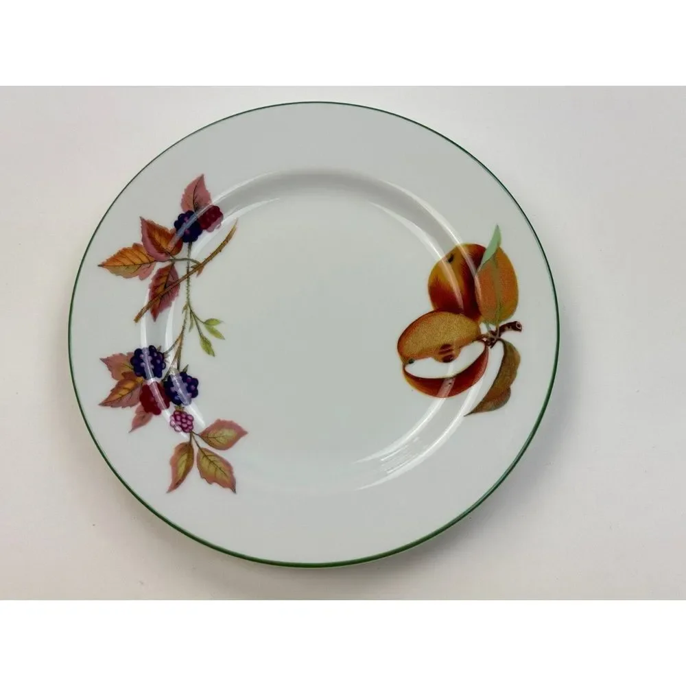 Royal Worcester Evesham Vale 5 Piece Place Setting NEW Fine English PorcelainTea